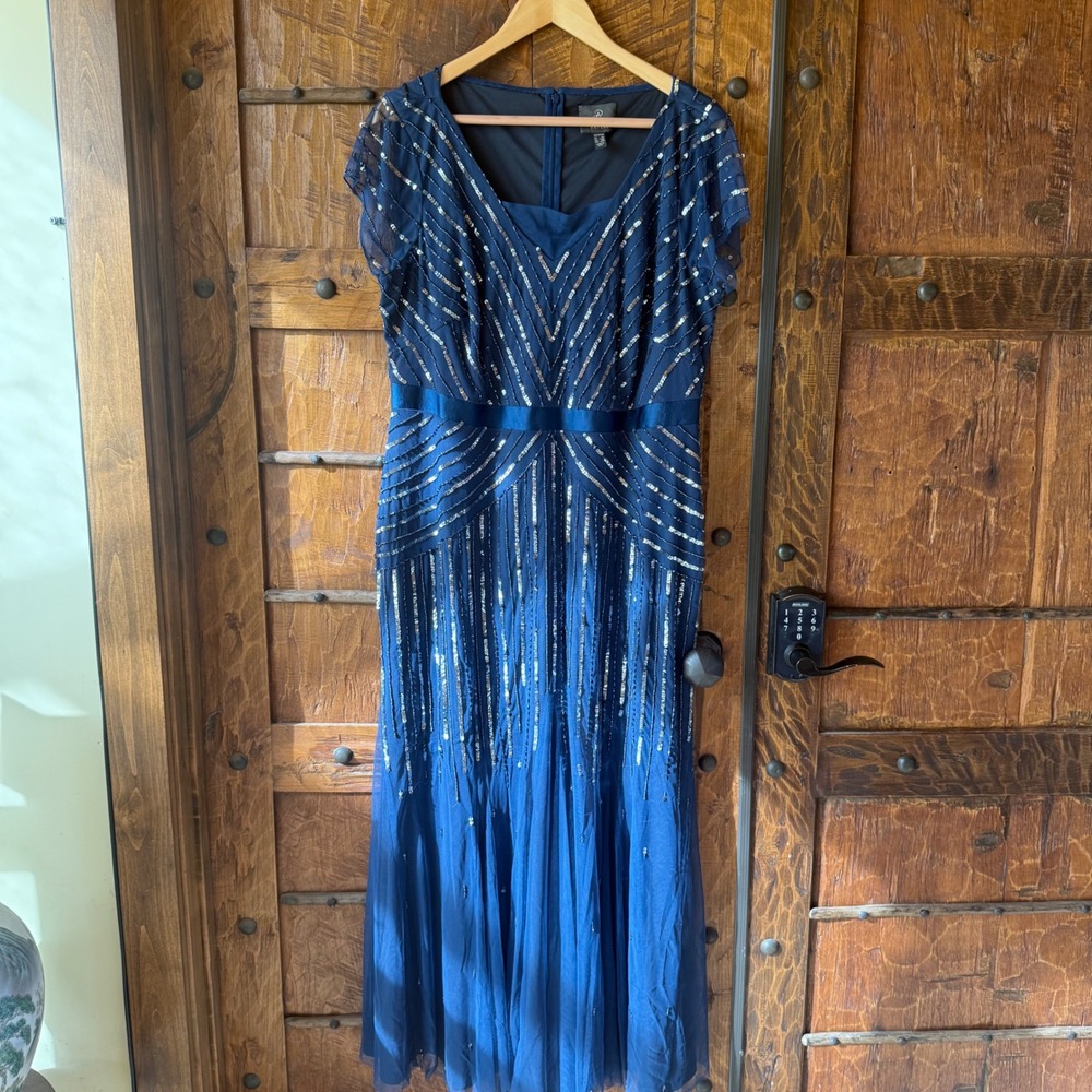Adrianna Papell Evening Gown 16W Navy Sequin Beaded Embellished Formal Dress